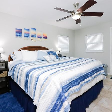 Sunny Daze Walk To Beach 2 Decks Pet Friendly Has A Mini Bar Galveston Esterno foto