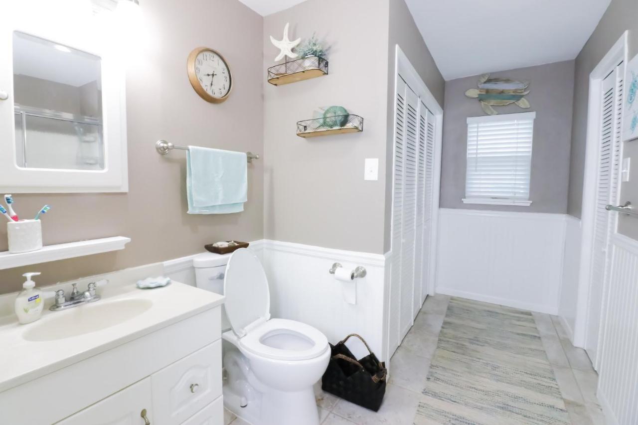 Sunny Daze Walk To Beach 2 Decks Pet Friendly Has A Mini Bar Galveston Esterno foto